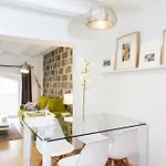Apartment Feelathome Center