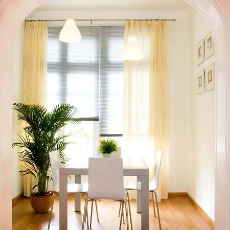 Feelathome Center Apartment Barcelona