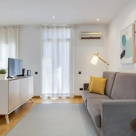 Apartment Feelathome Center *
