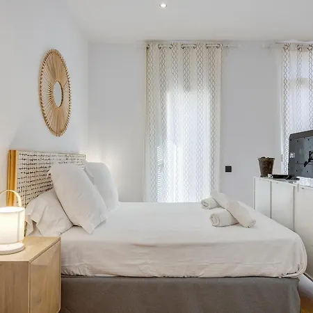 Apartment Feelathome Center *