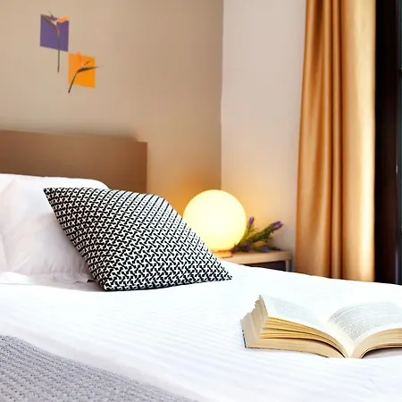 Feelathome Center Apartment