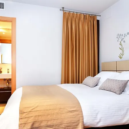 Apartment Feelathome Center *