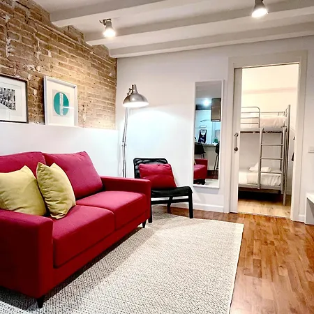Apartment Feelathome Center